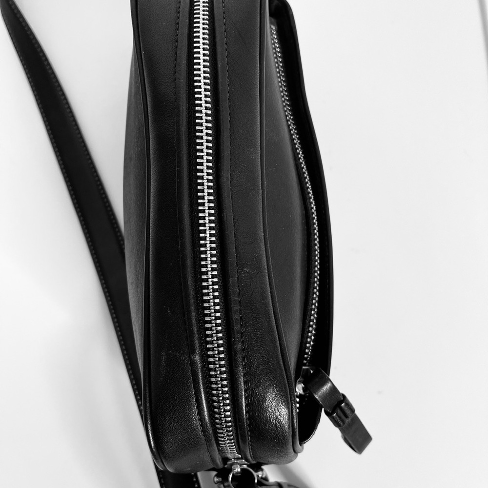 coach leather toiletry bag - Picture 7 of 12